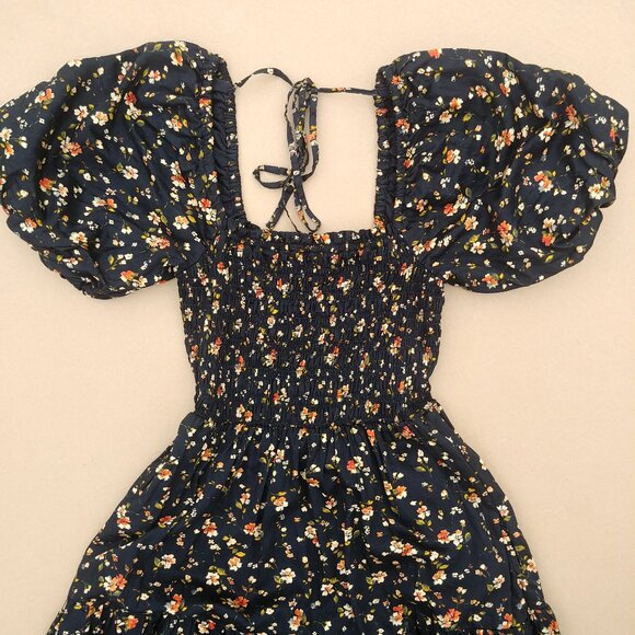 Gap black floral print 100% cotton smocked dress square neckline puffy s… - Picture 2 of 14